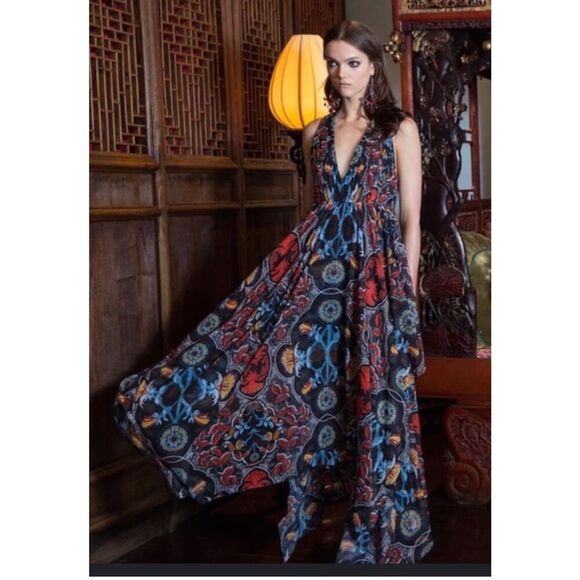 Alice + Olivia Goddess abstract pattern maxi dress 8 - Picture 2 of 14